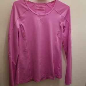 Tek top with thumb hole long sleeve